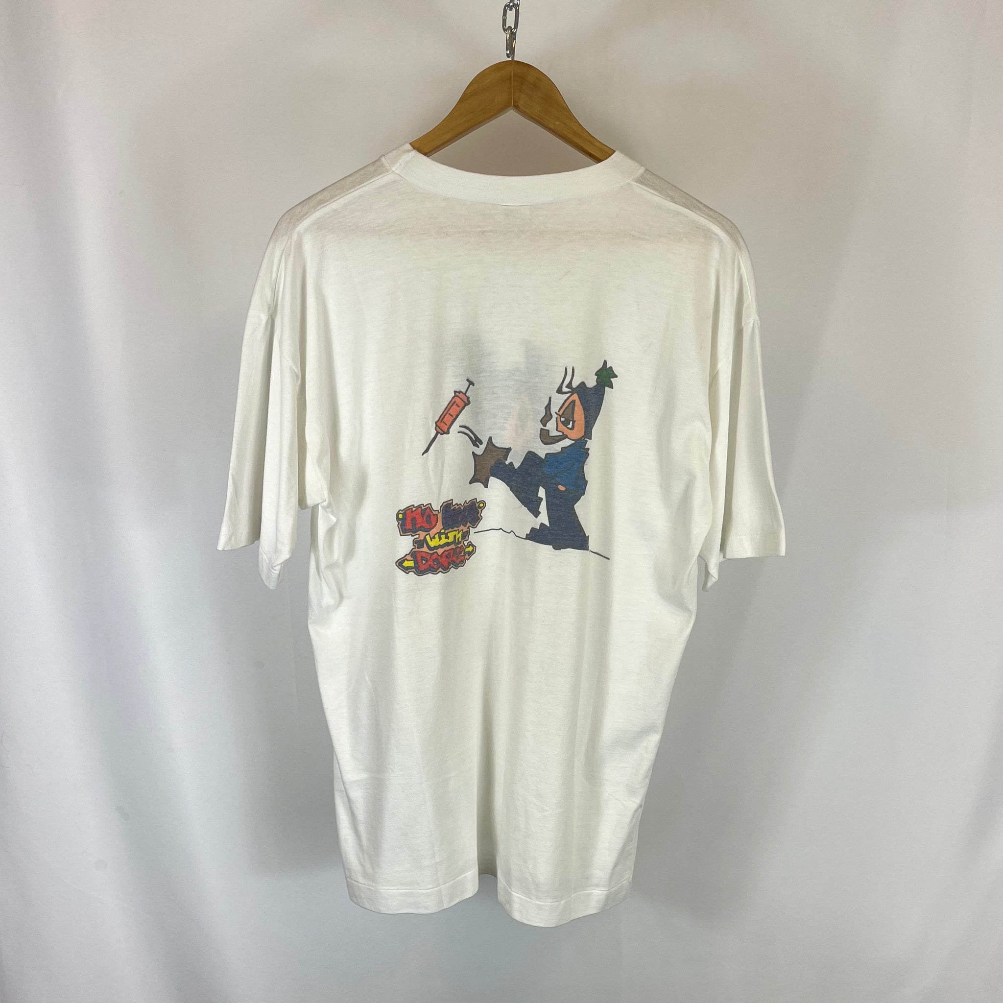 90s Vintage Graphic T-Shirt (L)