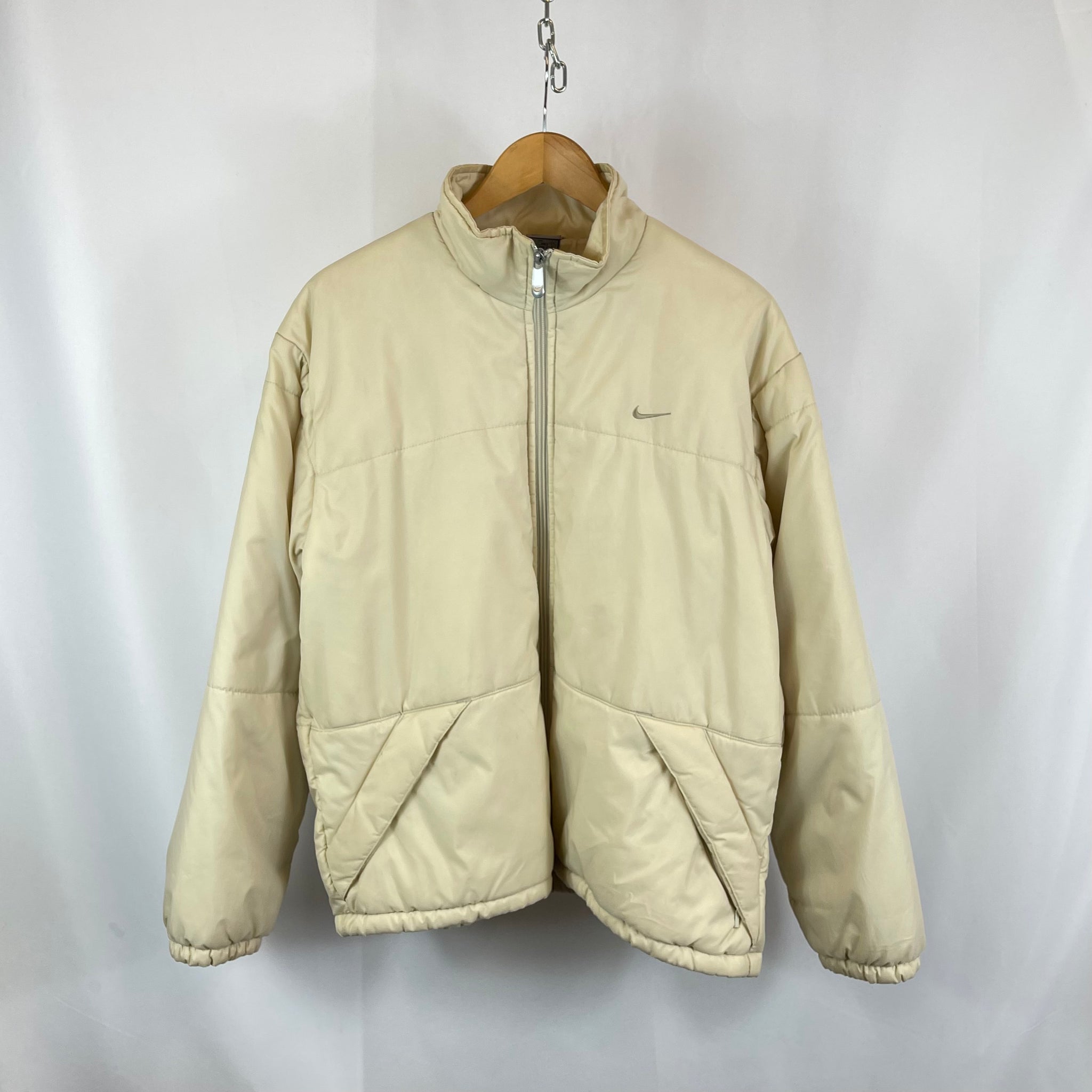 00s Nike Cream Puffer jacket (M)