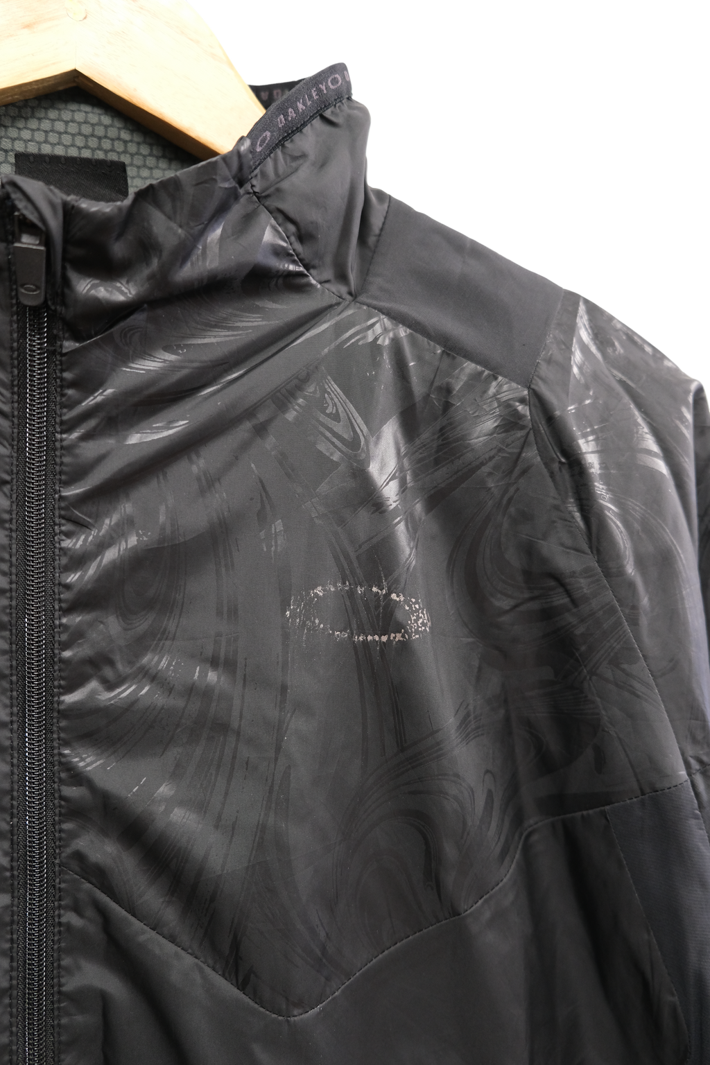 Type 02 Oakley Windbreaker
