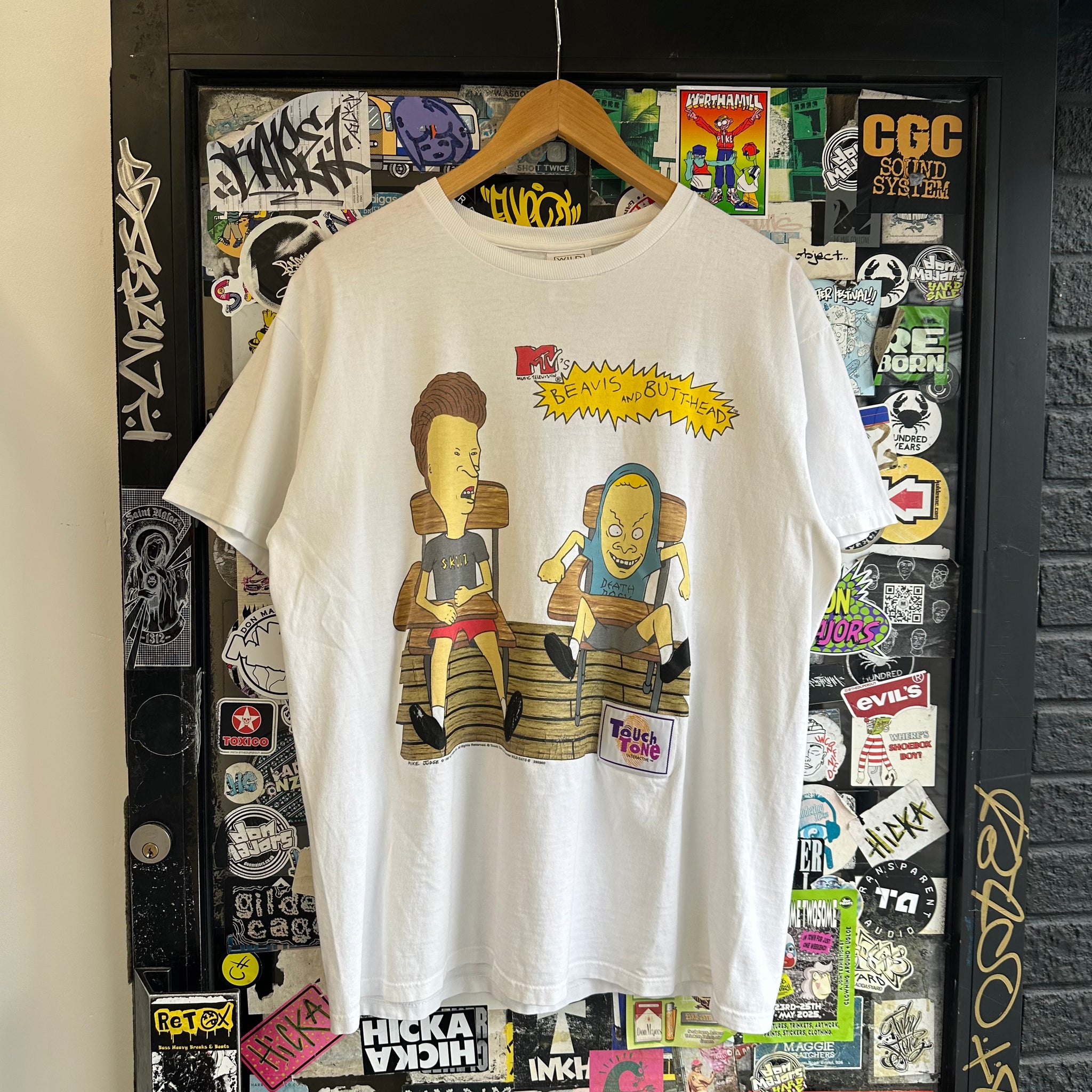 Vintage 1997 Beavis and Butthead Graphic T-shirt (L)