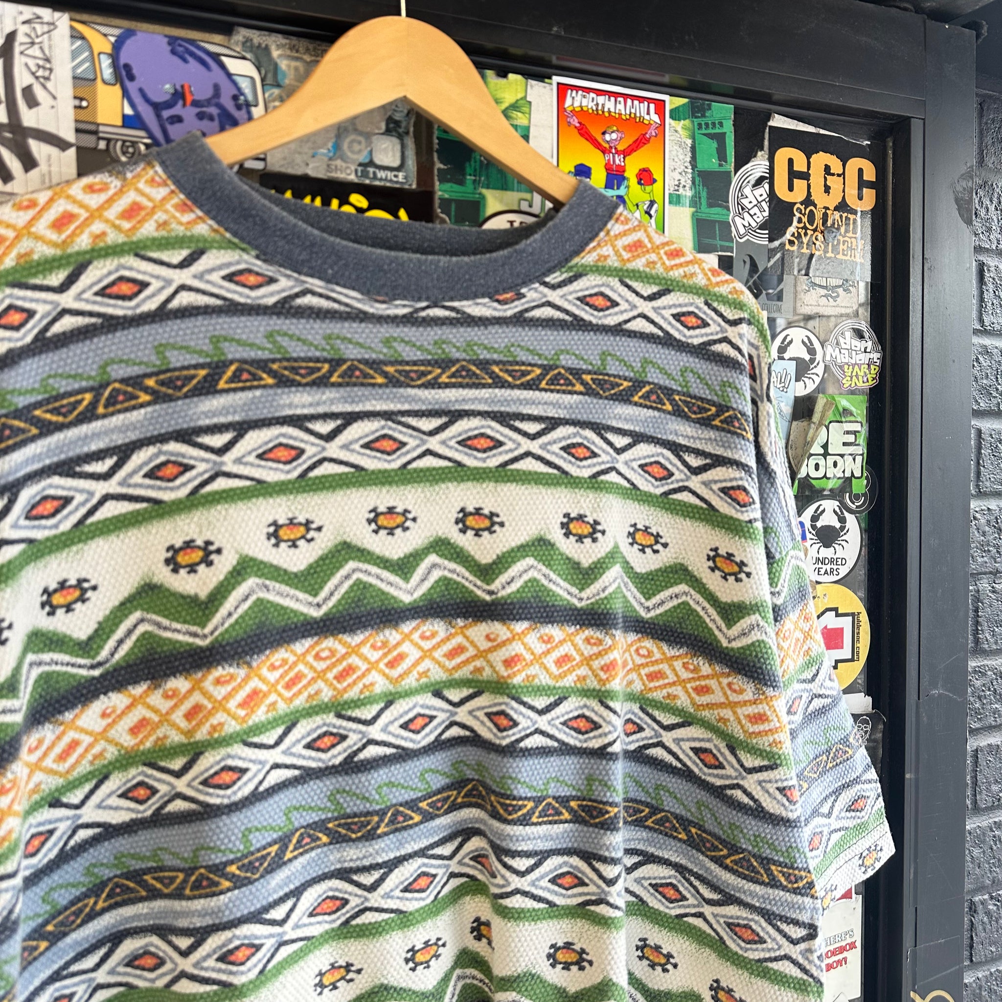 Vintage 90s Baggy AOP Graphic T-shirt (XL)