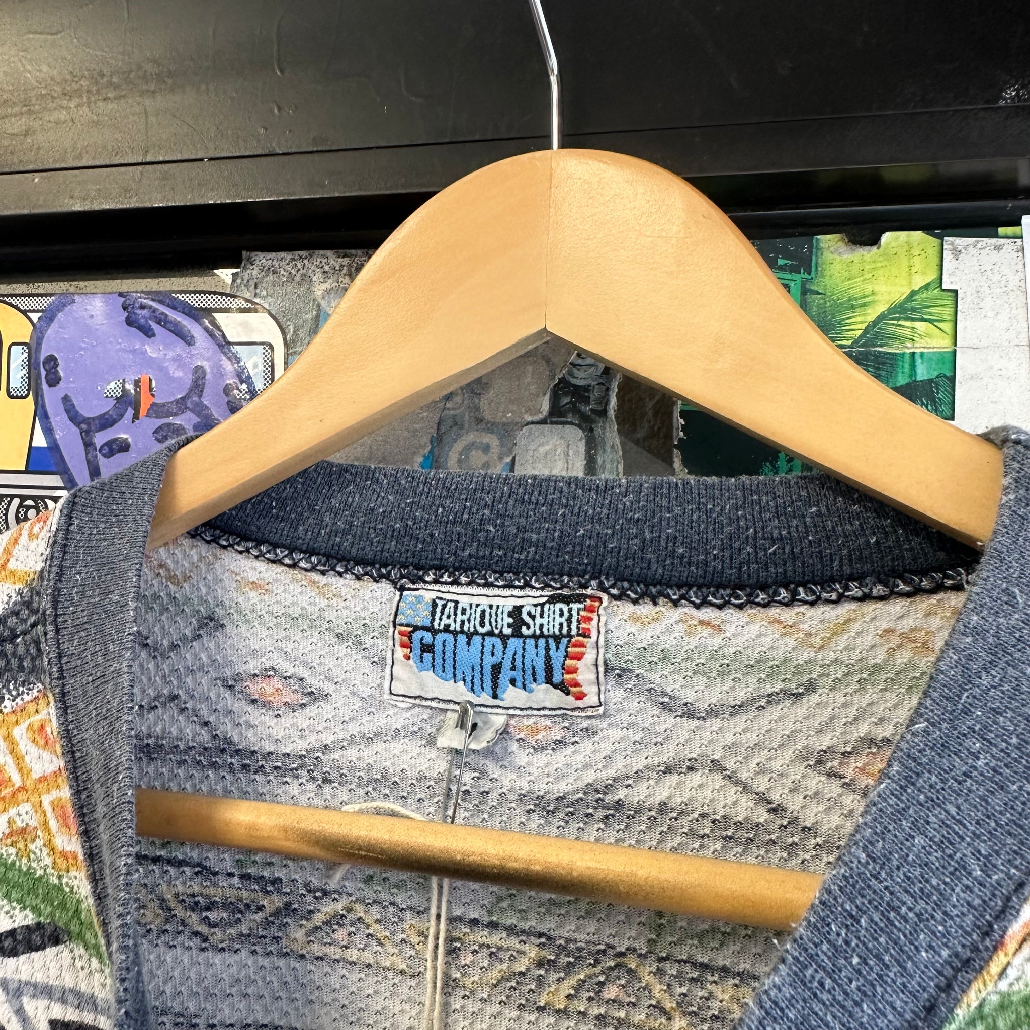 Vintage 90s Baggy AOP Graphic T-shirt (XL)