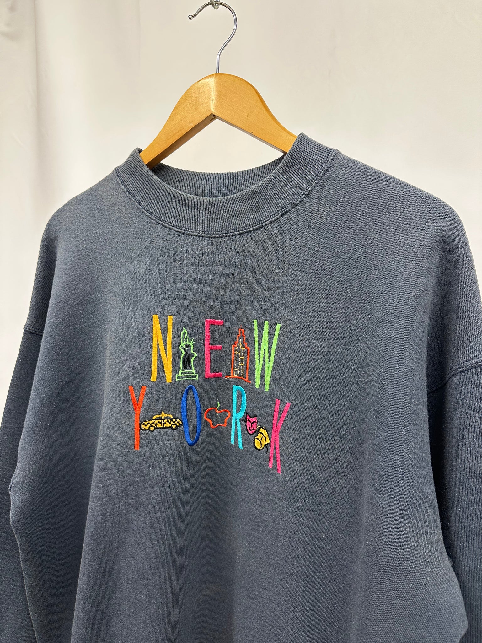 90's NYC Spellout Crewneck (L)