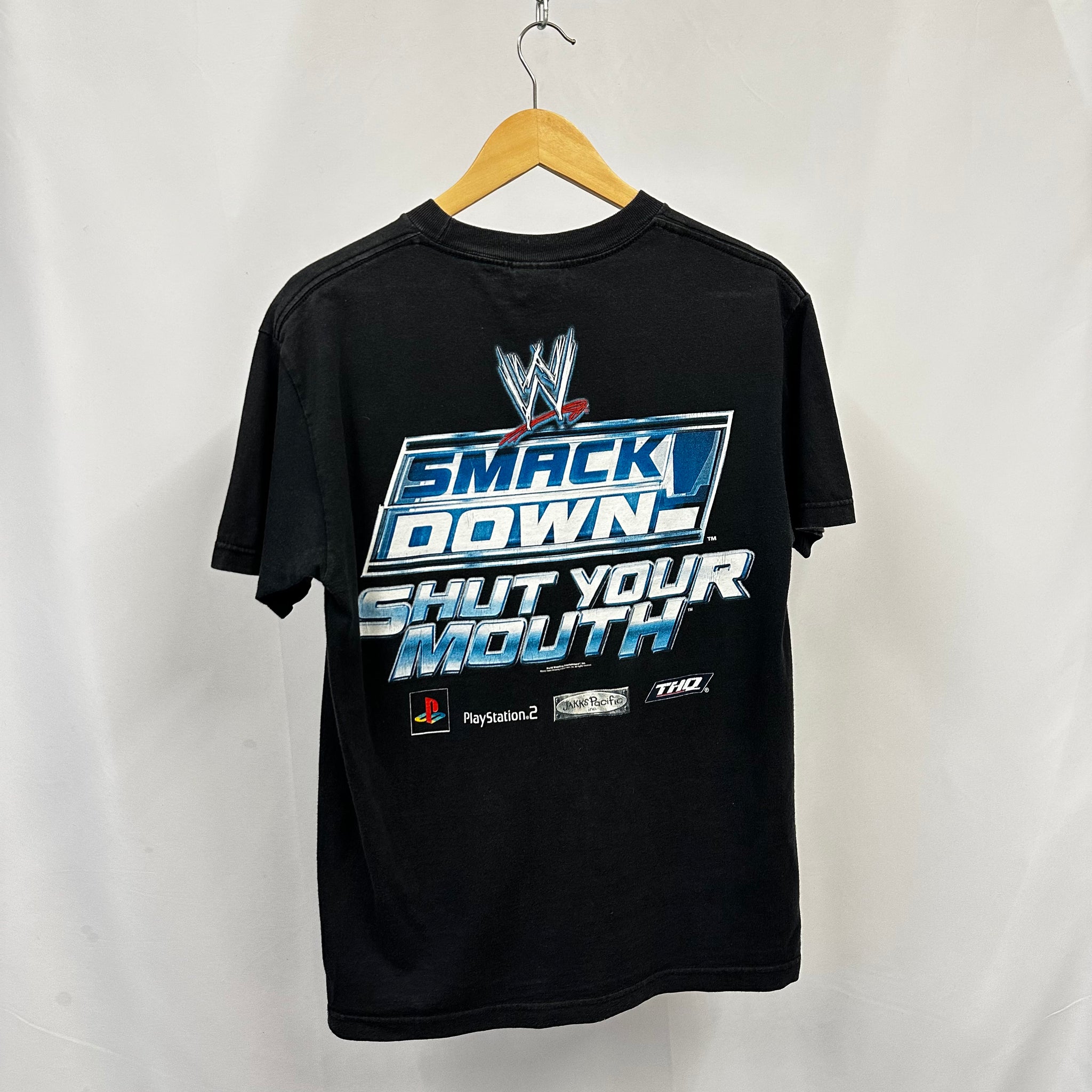 00's WWE Smackdown T-shirt (M)